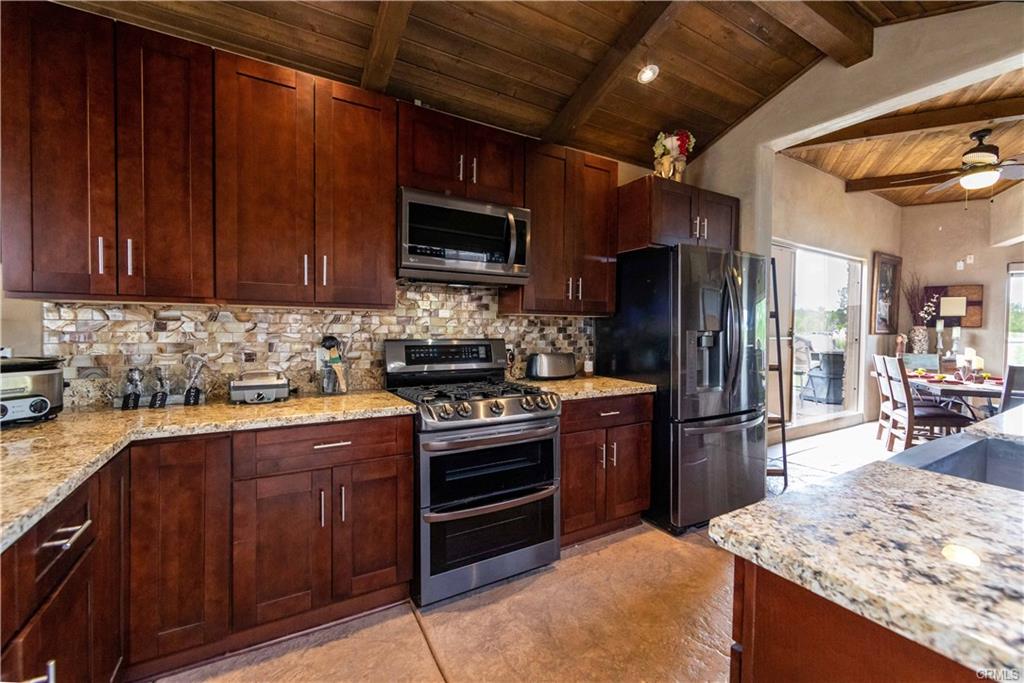 391-kitchen