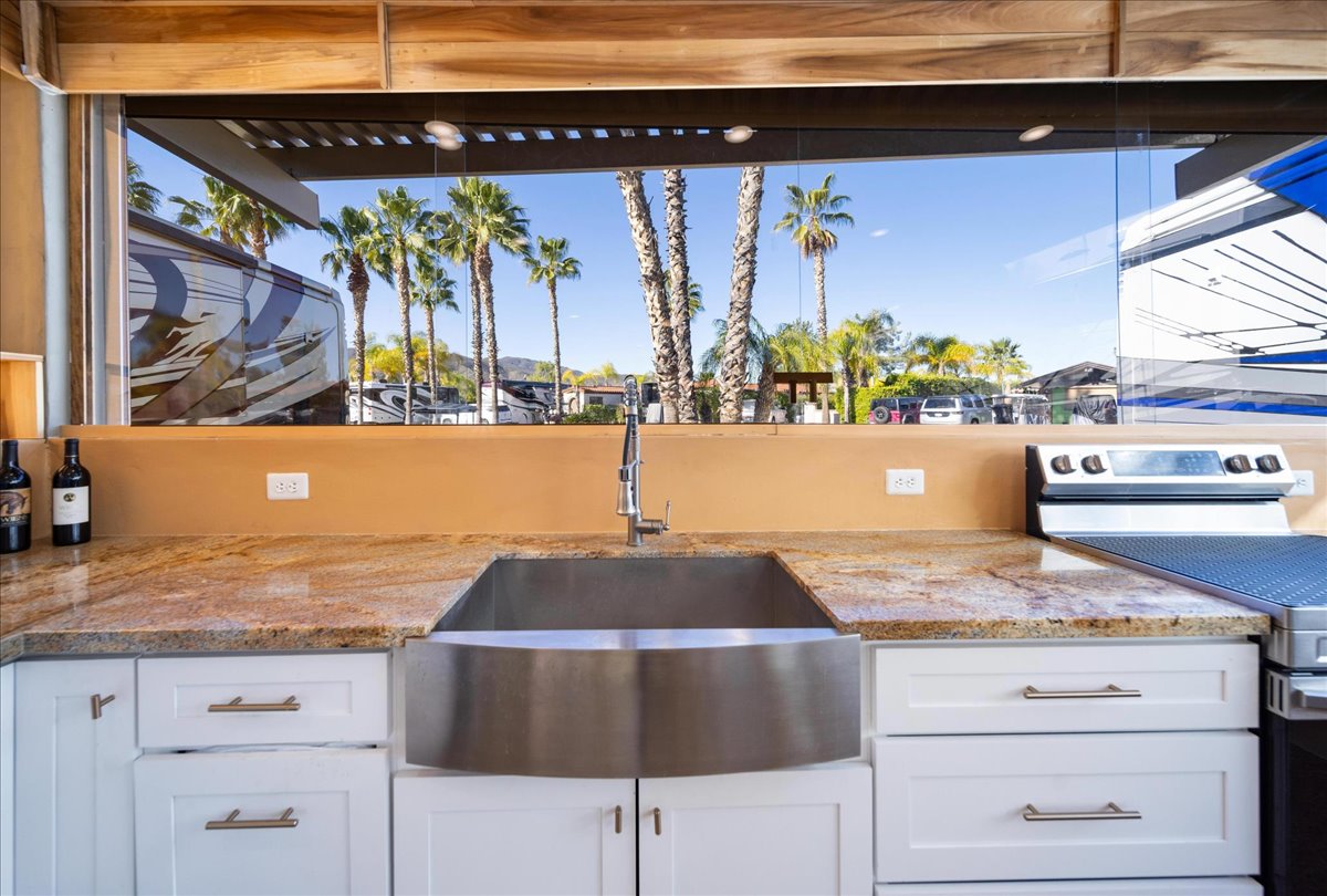 13-Rancho-CA-RV-Resort-304-17