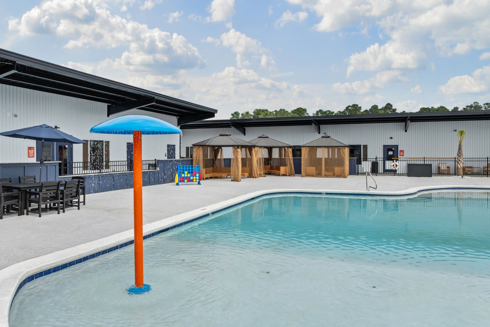 Pool-Casitas