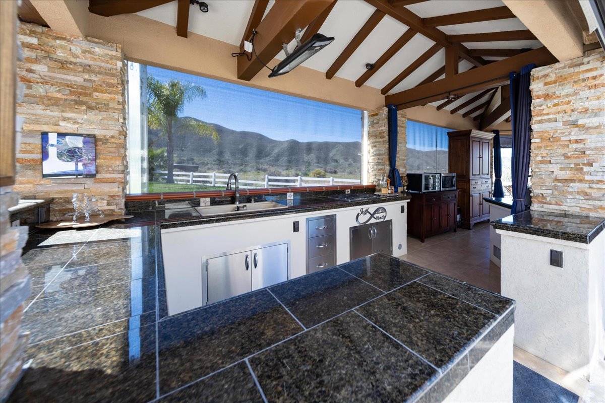 11-Rancho-CA-RV-Resort-555-18