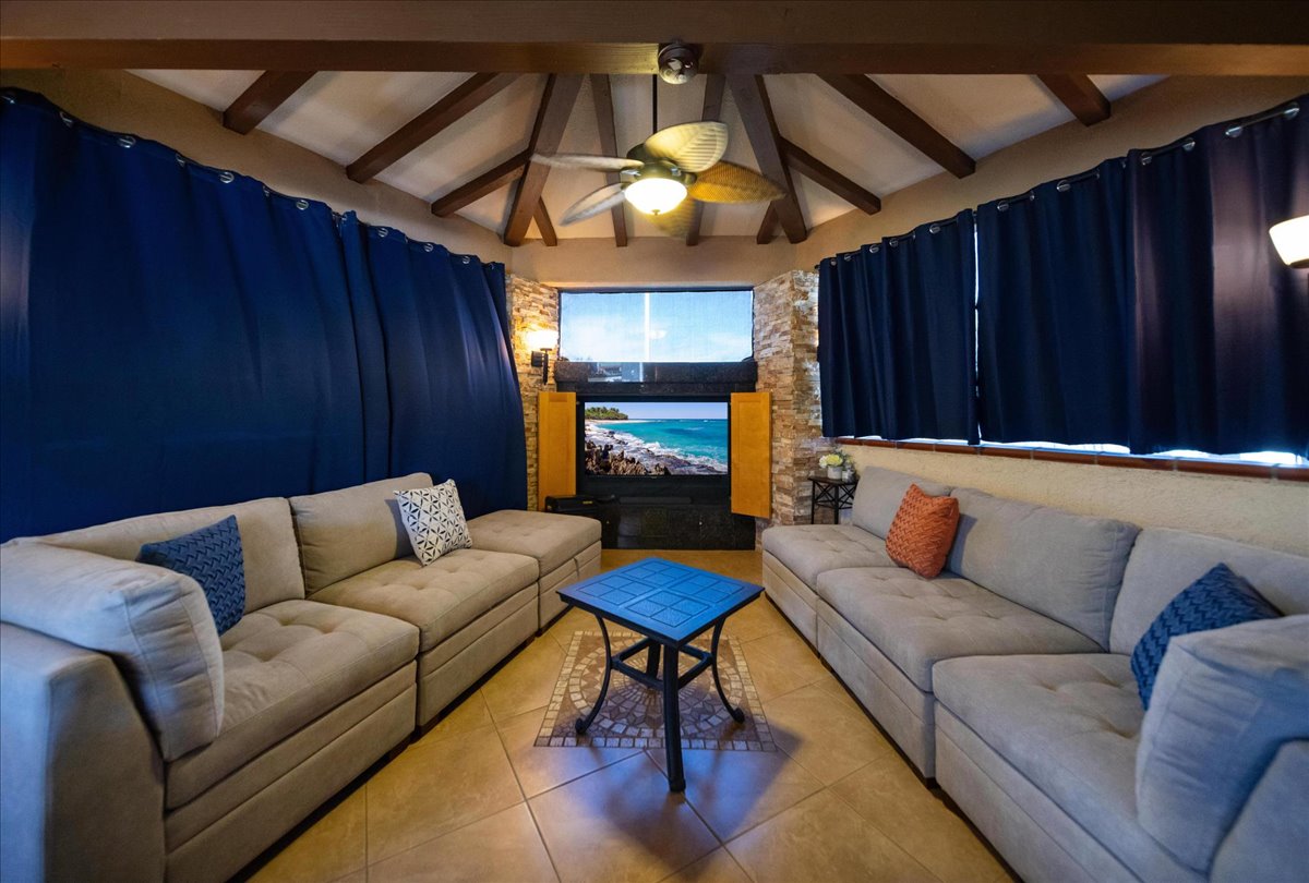 23-Rancho-CA-RV-Resort-555-37
