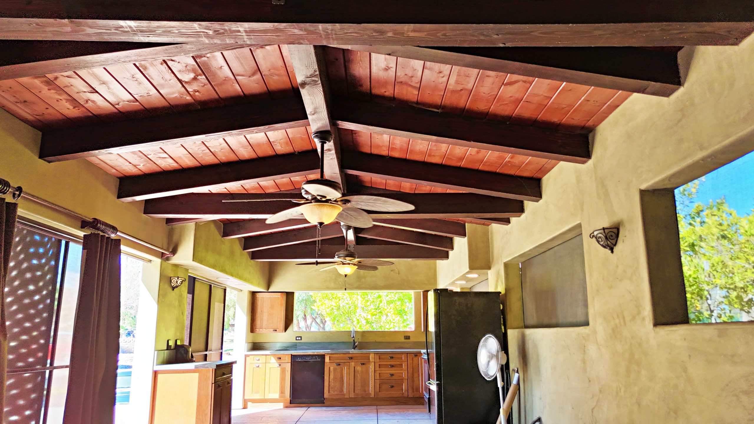 Ceiling-DJI